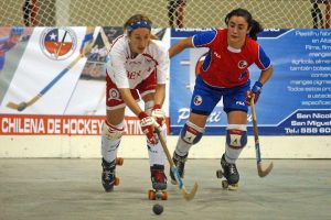 30 de Septiembre 2006
Campeonato mundial de hockey patines. Chile versus Inglaterra.  Gimnasio Municipal de San Miguel.

FOTO CHRISTIAN IGLESIAS CHILE - INGLATERRA